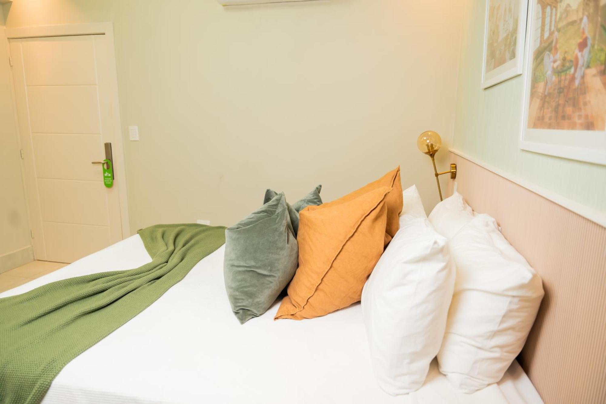 Hotel Stay Here Suites Санто Доминго Екстериор снимка