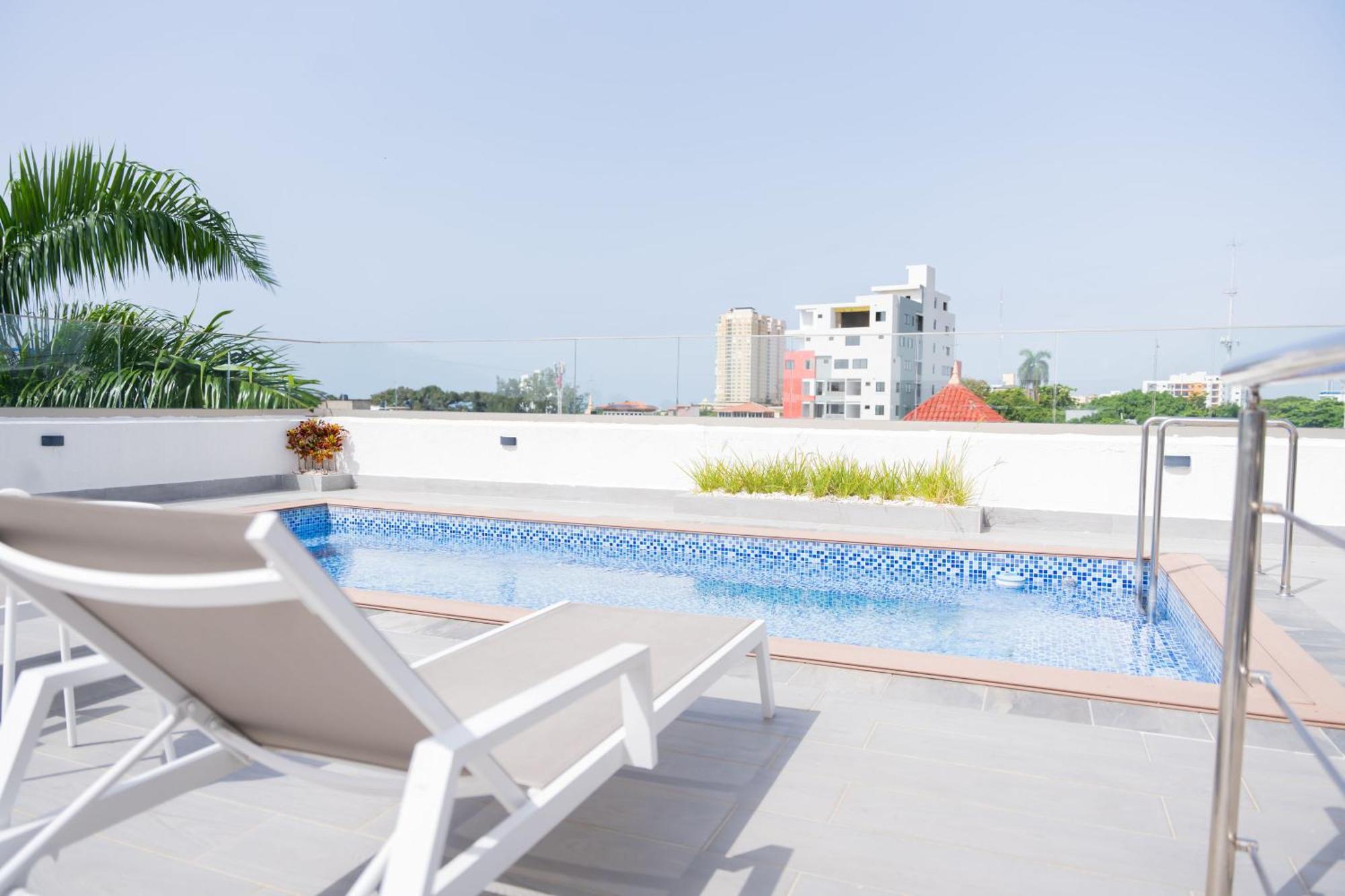 Hotel Stay Here Suites Санто Доминго Екстериор снимка