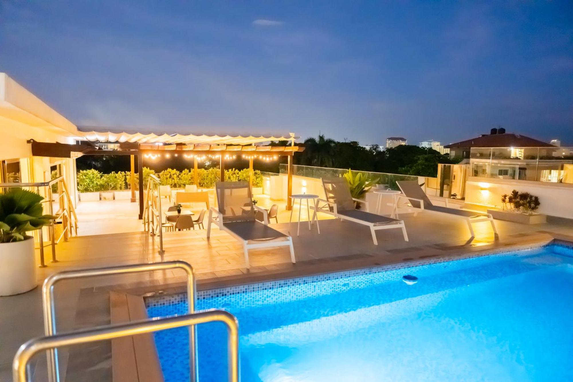 Hotel Stay Here Suites Санто Доминго Екстериор снимка
